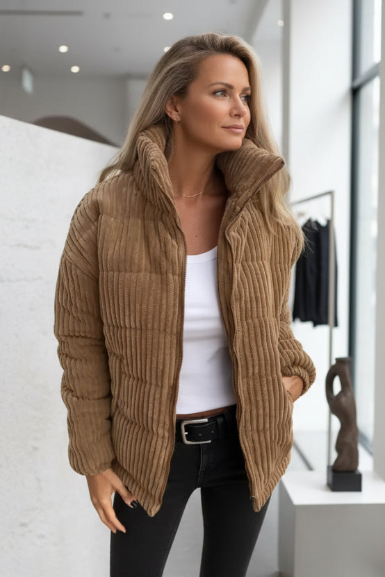 Alira™ | Chaqueta Acolchada Moderna